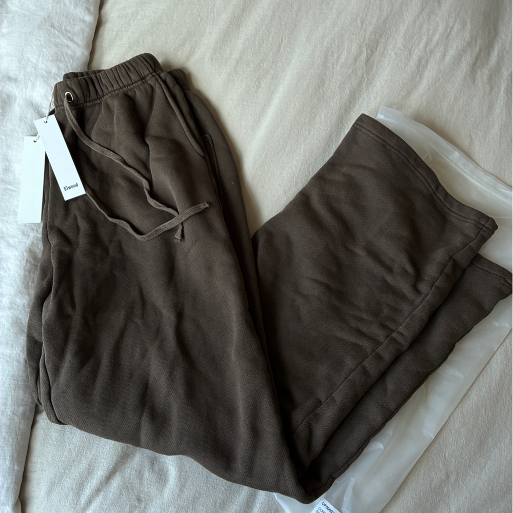 Elwood CORE STRAIGHT LEG SWEATPANT NWT
